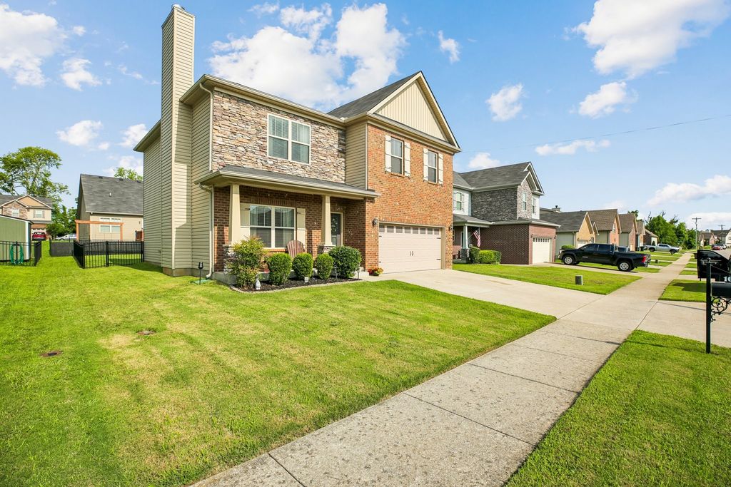 1031 Harper Dean Way, Gallatin, TN 37066