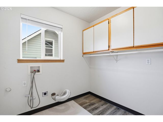 231 Se ELLIOTT Ave, Gresham, OR 97080
