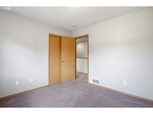 231 Se ELLIOTT Ave, Gresham, OR 97080