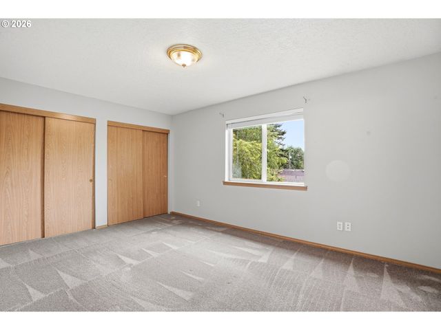231 Se ELLIOTT Ave, Gresham, OR 97080