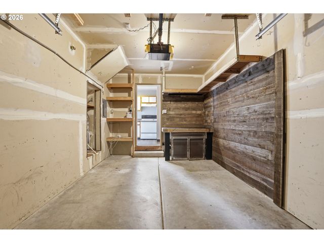 231 Se ELLIOTT Ave, Gresham, OR 97080