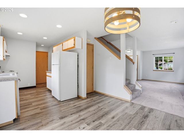 231 Se ELLIOTT Ave, Gresham, OR 97080
