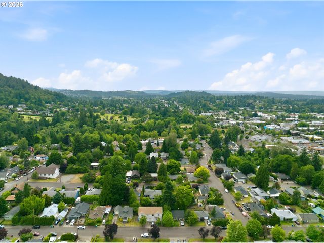 231 Se ELLIOTT Ave, Gresham, OR 97080