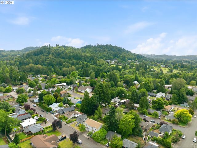 231 Se ELLIOTT Ave, Gresham, OR 97080