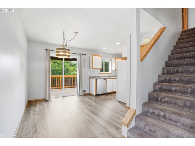 231 Se ELLIOTT Ave, Gresham, OR 97080