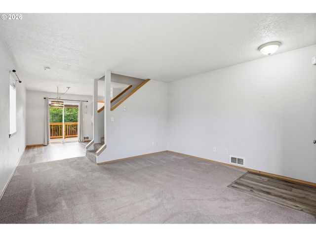 231 Se ELLIOTT Ave, Gresham, OR 97080