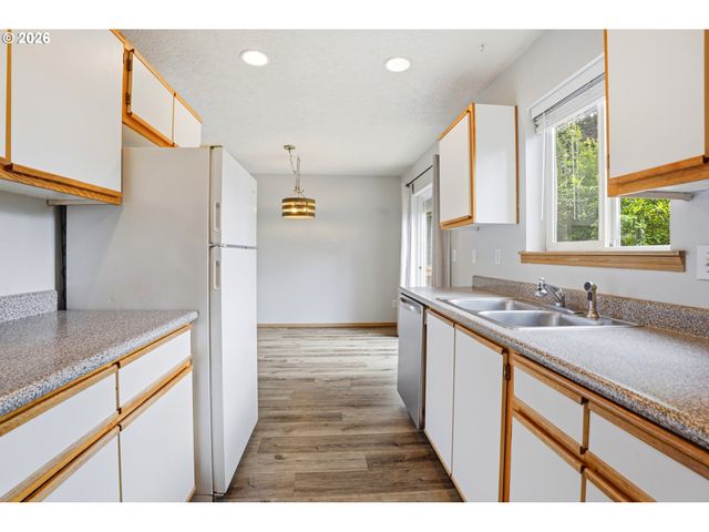 231 Se ELLIOTT Ave, Gresham, OR 97080