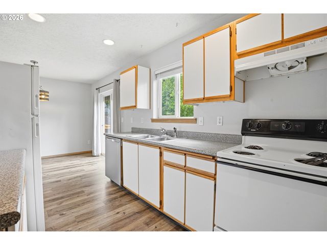 231 Se ELLIOTT Ave, Gresham, OR 97080