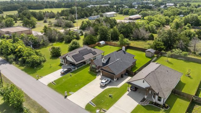 3681 Rabbit Lane, Bryan, TX 77808
