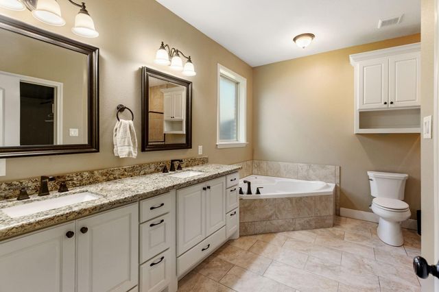 3681 Rabbit Lane, Bryan, TX 77808