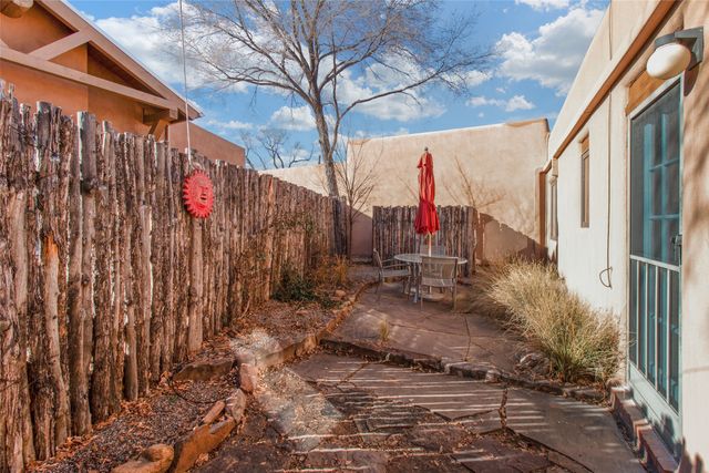 243 Closson 14, Santa Fe, NM 87501