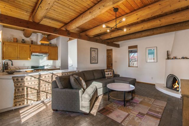 243 Closson 14, Santa Fe, NM 87501