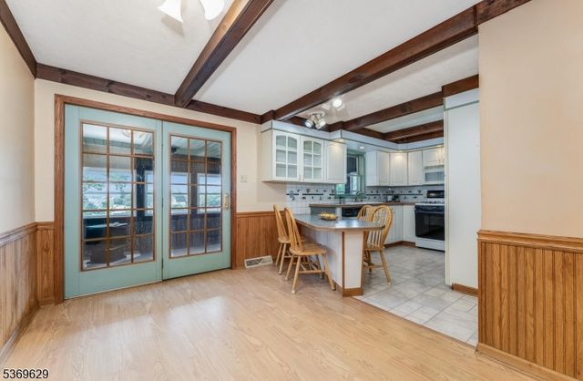 300 Grant St, Phillipsburg Town, NJ 08865