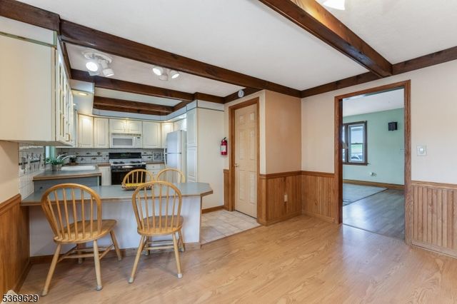 300 Grant St, Phillipsburg Town, NJ 08865