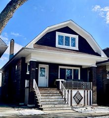 2511 Elmwood Avenue, Berwyn, IL 60402