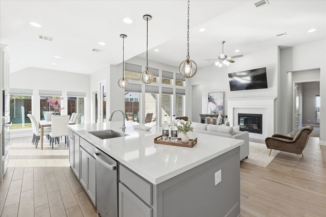 2104 Roquette Drive, Haslet, TX 76052