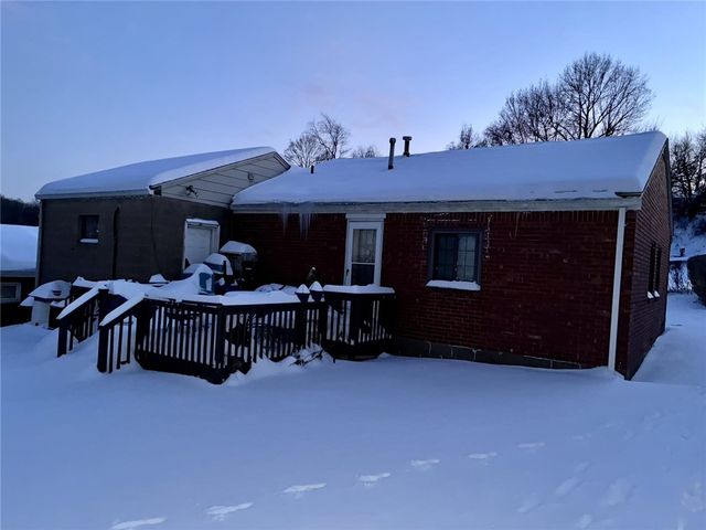 719 Memory Ln, Liberty Boro, PA 15133