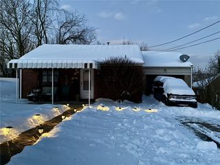 719 Memory Ln, Liberty Boro, PA 15133