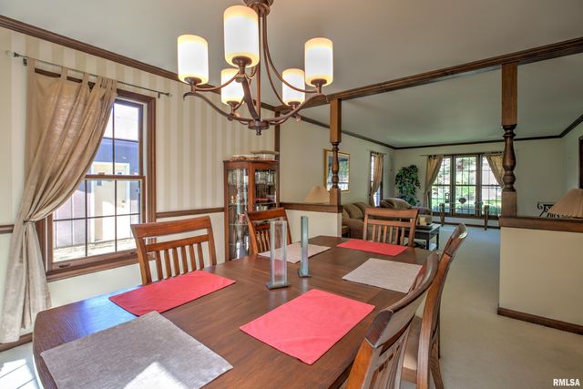 10611 N SLEEPY HOLLOW Road, Peoria, IL 61615