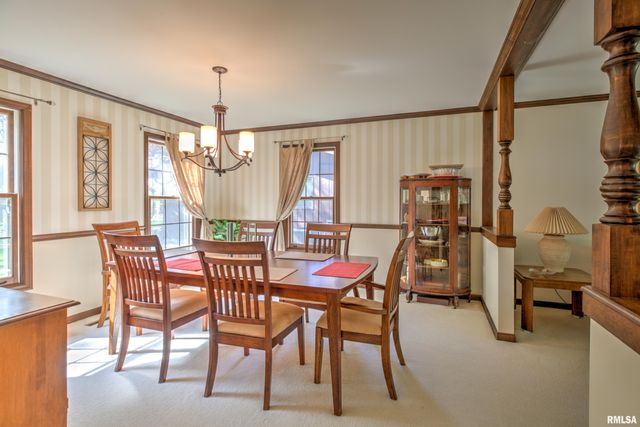 10611 N SLEEPY HOLLOW Road, Peoria, IL 61615