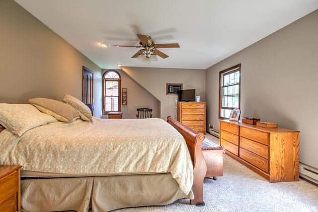 10611 N SLEEPY HOLLOW Road, Peoria, IL 61615