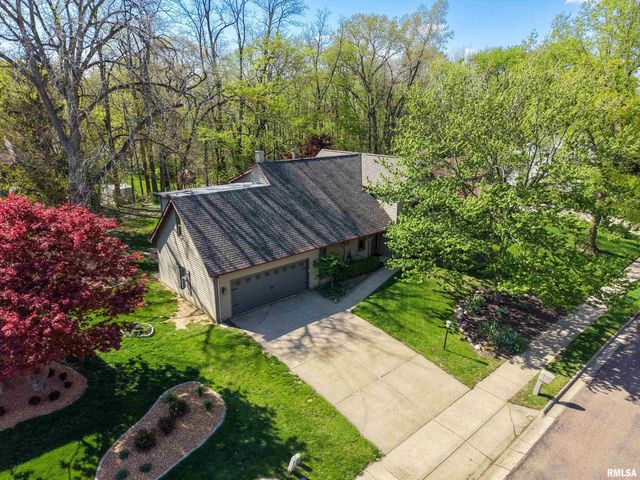 10611 N SLEEPY HOLLOW Road, Peoria, IL 61615