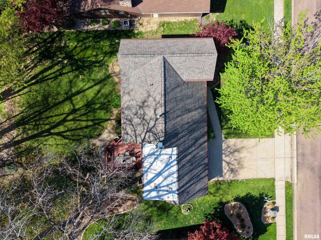 10611 N SLEEPY HOLLOW Road, Peoria, IL 61615