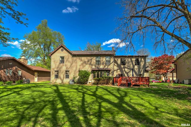 10611 N SLEEPY HOLLOW Road, Peoria, IL 61615