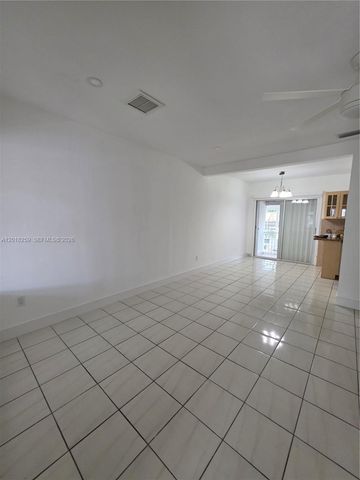 4601 SW 5th St 0, Miami, FL 33134