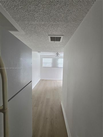4601 SW 5th St 0, Miami, FL 33134