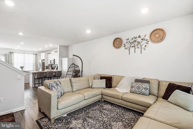 22 CARDINAL WAY, Mount Laurel, NJ 08054