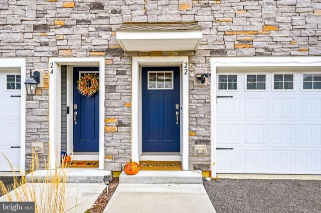 22 CARDINAL WAY, Mount Laurel, NJ 08054