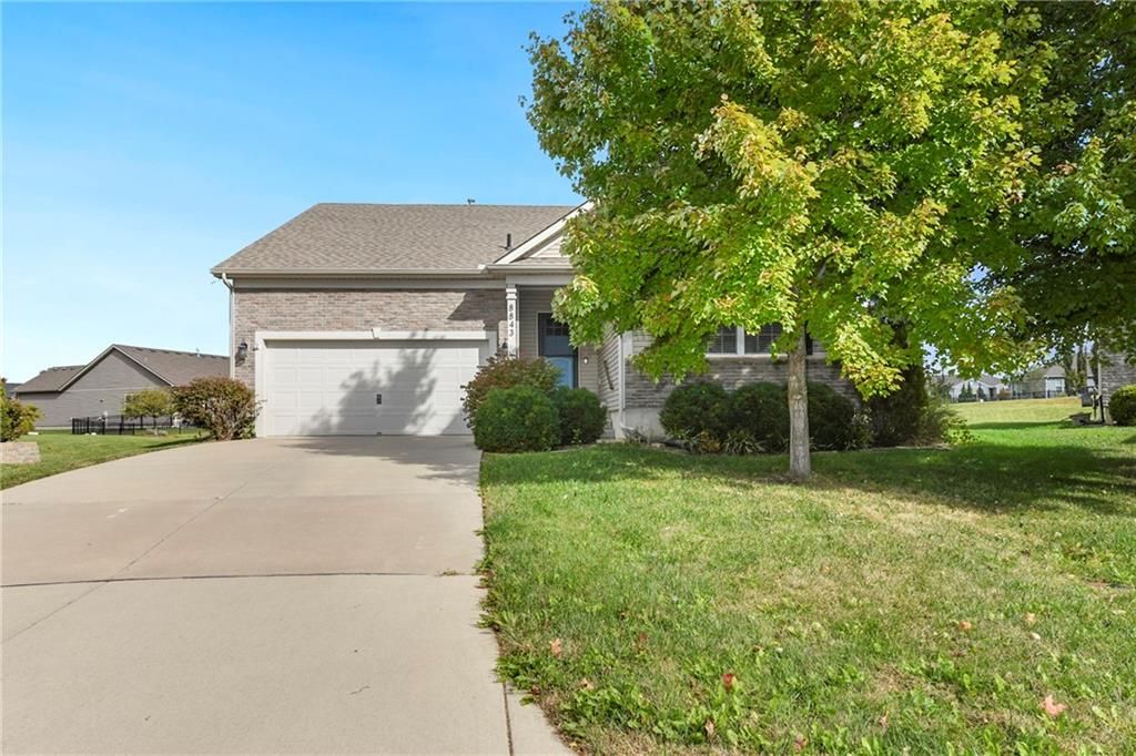 8843 Quill Street, Lenexa, KS 66227