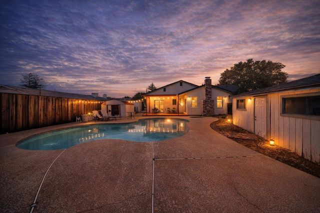 6521 Narcisco Way, Hughson, CA 95326