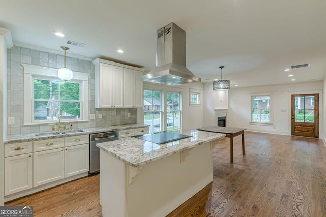 1796 Dorsey Avenue, Atlanta, GA 30344