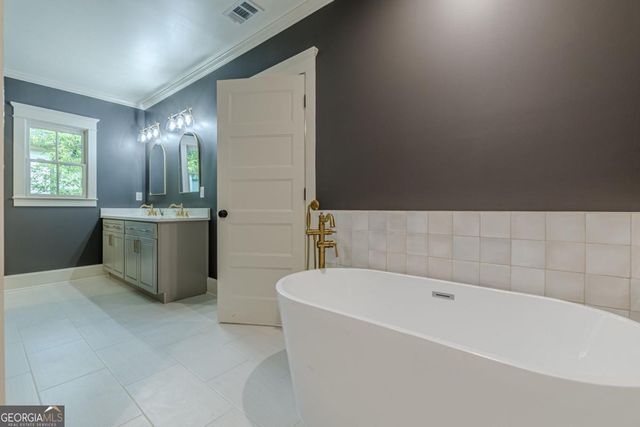 1796 Dorsey Avenue, Atlanta, GA 30344
