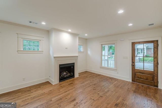 1796 Dorsey Avenue, Atlanta, GA 30344