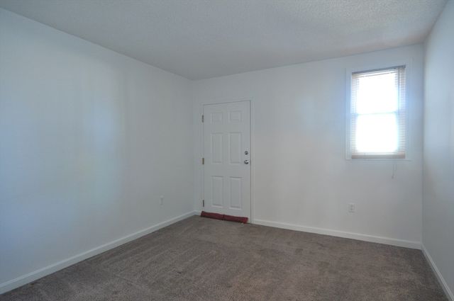 618 Boston Ave 4A, Medford, MA 02155