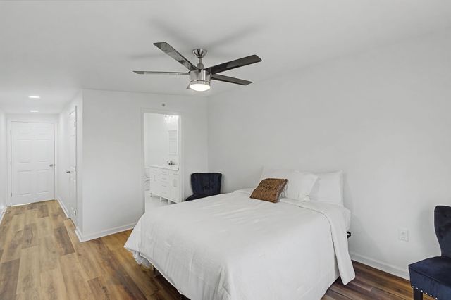 27 Cameo Dr, Nashville, TN 37211