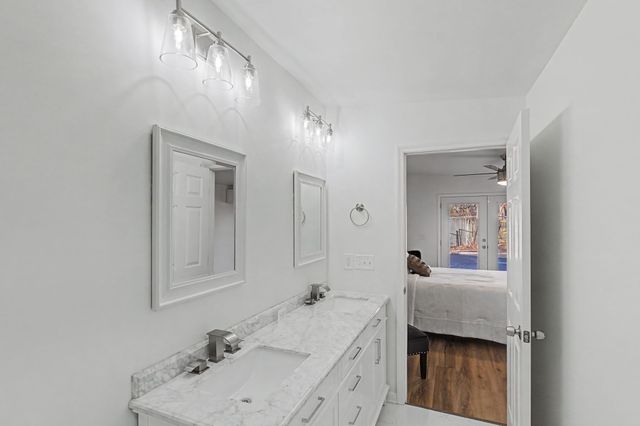 27 Cameo Dr, Nashville, TN 37211