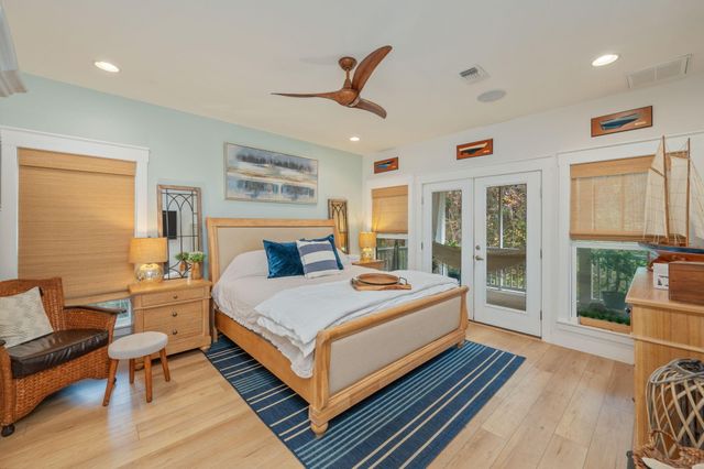 903 E Lido Circle, Niceville, FL 32578