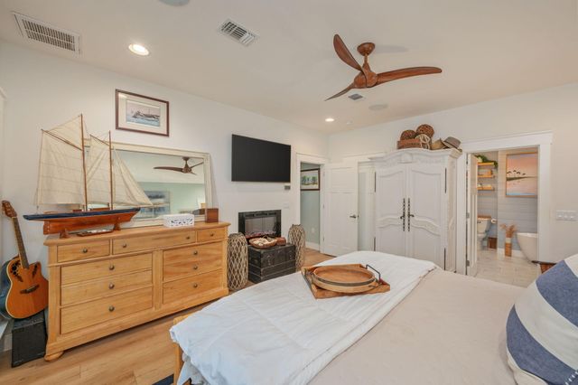 903 E Lido Circle, Niceville, FL 32578