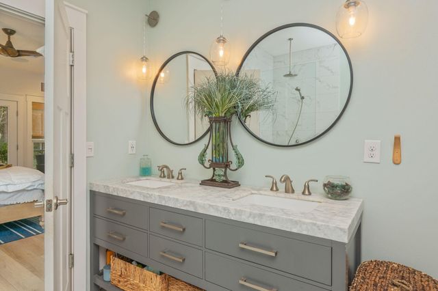 903 E Lido Circle, Niceville, FL 32578