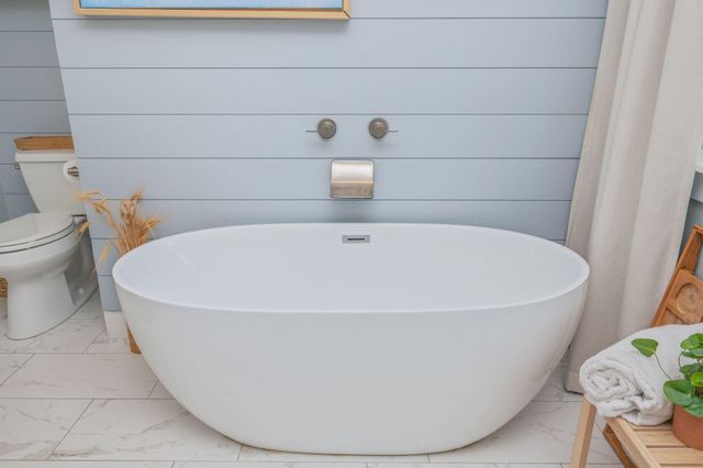 903 E Lido Circle, Niceville, FL 32578