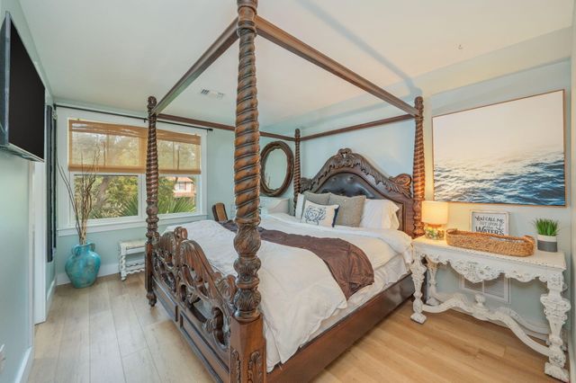 903 E Lido Circle, Niceville, FL 32578