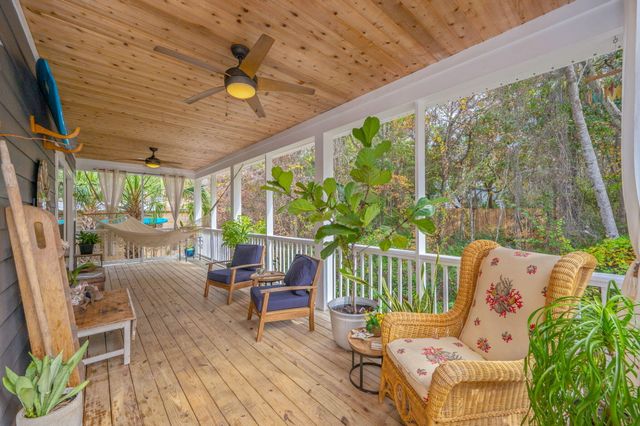 903 E Lido Circle, Niceville, FL 32578