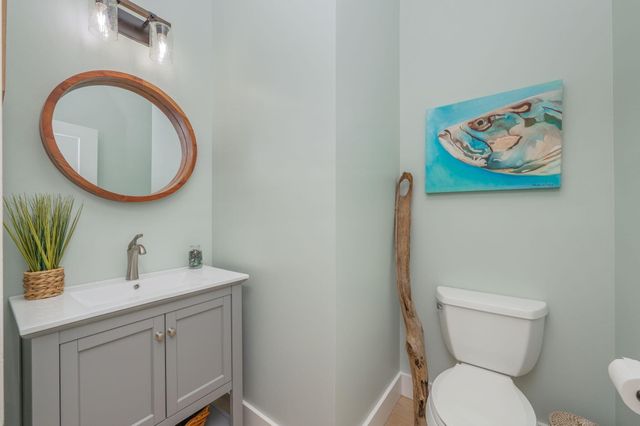 903 E Lido Circle, Niceville, FL 32578