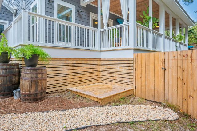 903 E Lido Circle, Niceville, FL 32578