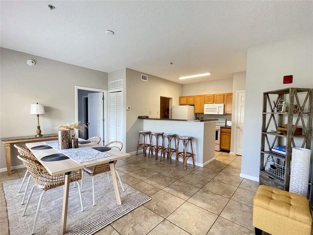 10764 70TH AVENUE 5205, Seminole, FL 33772