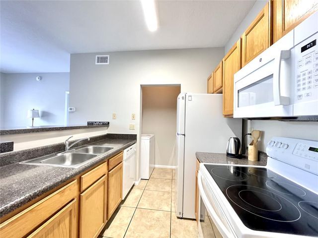 10764 70TH AVENUE 5205, Seminole, FL 33772